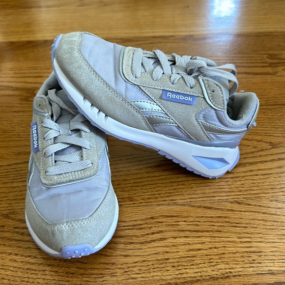 Reebok Other - Reebok Girls Sneakers